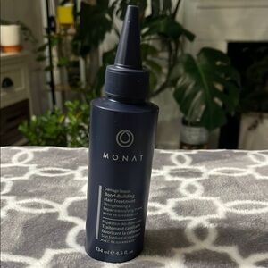 NIB Monat Bond-Building Hair Treatment - 4.5 fl oz